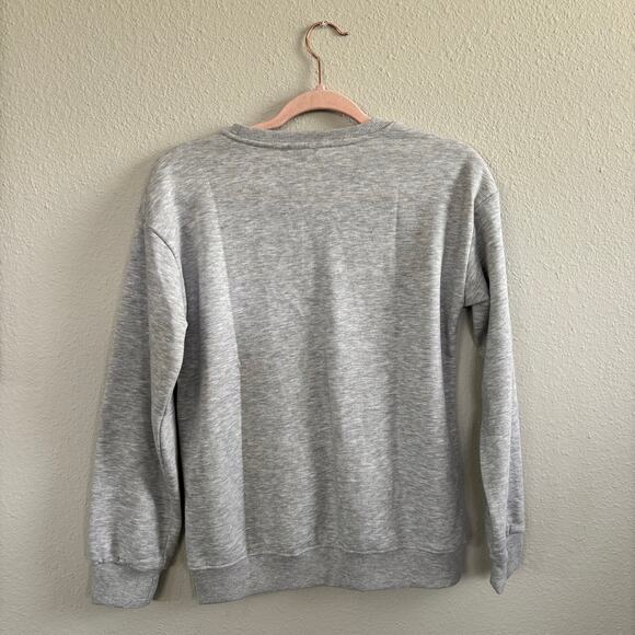 NWT Bluey Gray Christmas Sweatshirt Bluey and Bingo wearing Christmas hats Large - Picture 3 of 7